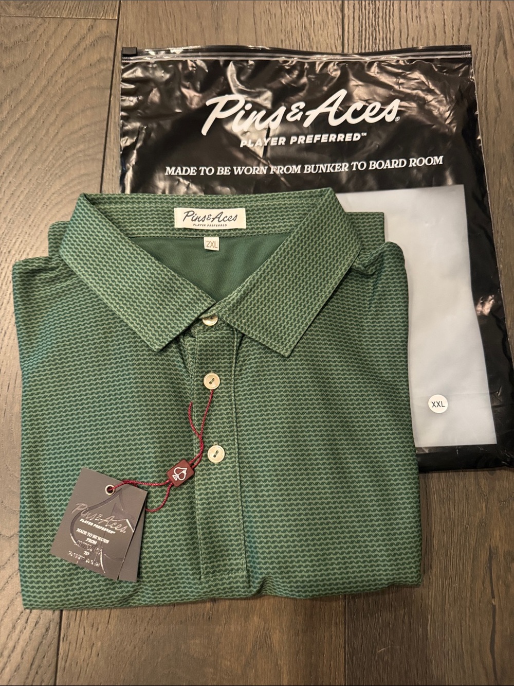 Pins & Aces Men's Textured Green Polo